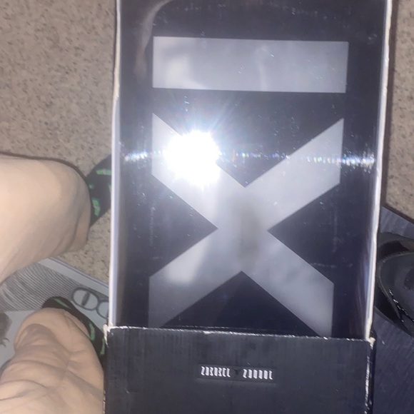 Air Jordan 11 Retro Cap and Gown - Picture 9 of 11